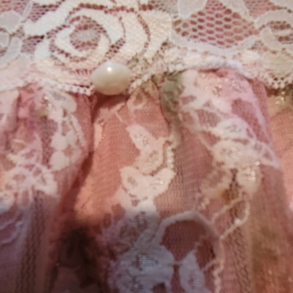 Floral lace top - Picture 7 of 10